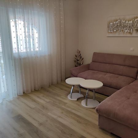 Apartments Juric Privlaka  Bagian luar foto