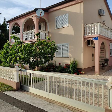 Apartments Juric Privlaka  Bagian luar foto